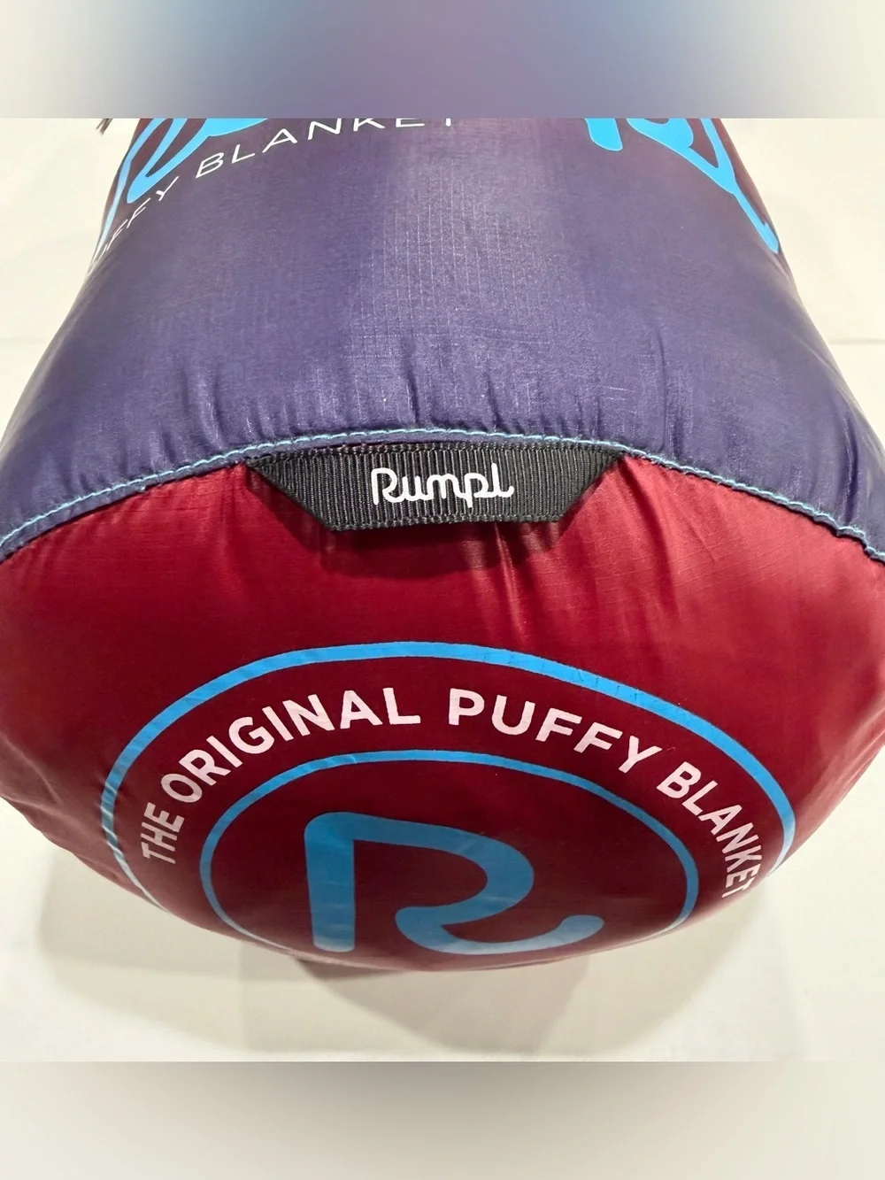 Rumpl Original Puffy Blanket Pyrofade NWT Red Yellow Purple Puffer Stuff Sack